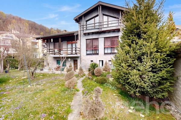 Maison atypique avec atelier indépendant et beau potentiel à Savièse 3
