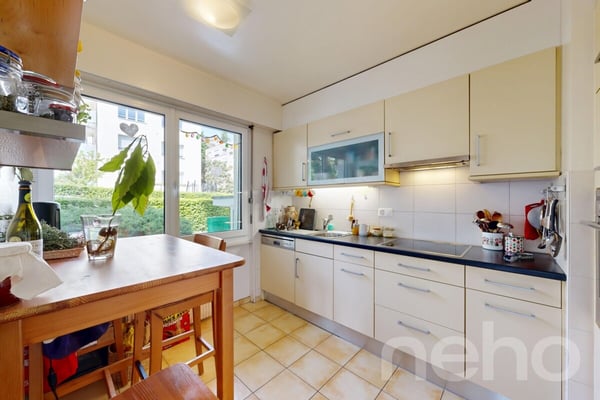 Bel appartement de 4,5 pièces au calme absolu à Chailly 7