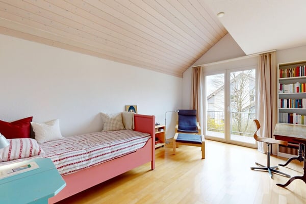 Grosszügiges Familienhaus mit Garten zum Verlieben 8