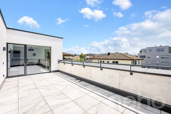 Luxuriöses 7.5 Zimmerhaus mit Aussenpool - Exklusives Wohnen in Suhr 12