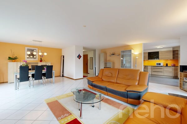 Grand 5,5 pièces de 160 m², vue dégagée et calme absolu