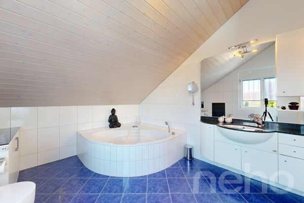 Stilvolles Zuhause mit unverbaubarer Aussicht und Pool 7