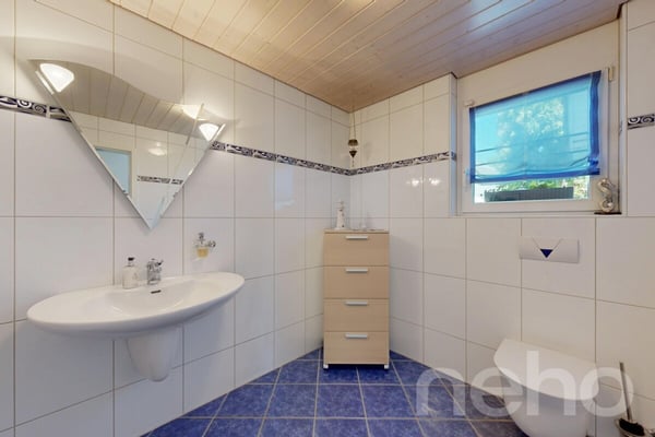 Stilvolles Zuhause mit unverbaubarer Aussicht und Pool 8