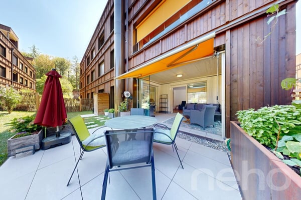 Moderne 3.5-Zimmer-Gartenwohnung mit grosszügigem Aussenbereich