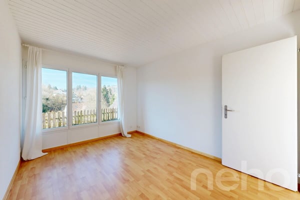 5.5-Zimmer-Einfamilienhaus mit Einliegerwohnung und Traumaussicht 12