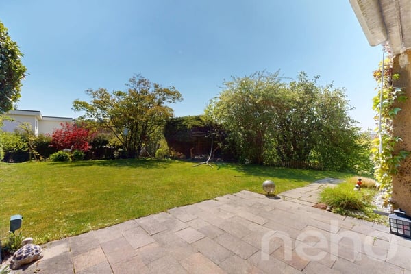 5.5-Zimmer Doppeleinfamilienhaus mit grosszügiger Gartenoase 12