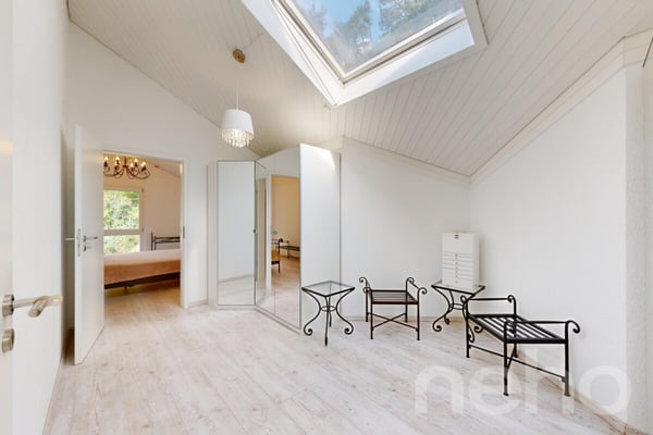 Villa in der Idylle mit Weitsicht auf die Berge 8