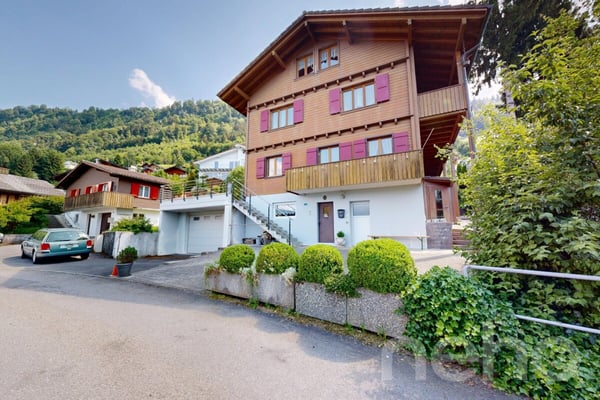 Einfamilienhaus mit Chalet Charakter. Sonnenlage mit Weitsicht 3