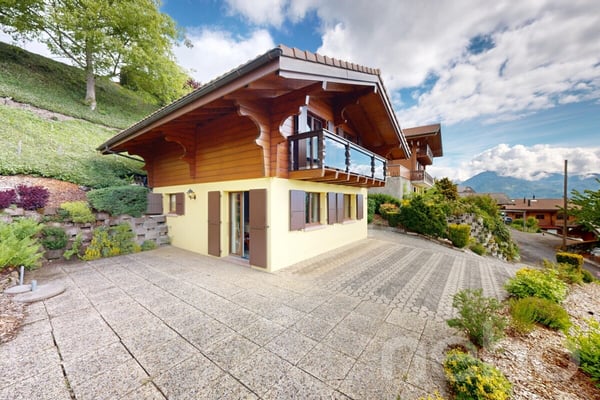 Exclusif: charmant chalet de 3 chambres dans un excellent état