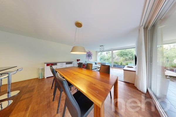 Lichtdurchflutete 3.5-Zimmerwohnung mit grossem Balkon am Rotsee 4
