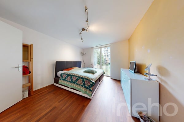 Lichtdurchflutete 3.5-Zimmerwohnung mit grossem Balkon am Rotsee 7