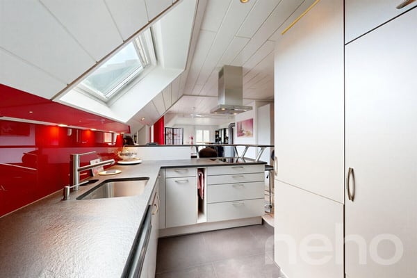 Aussergewöhnliche 5.5-Zimmer-Maisonette mit Wellnessbereich 4