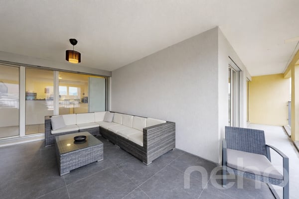Grosse 5.5-Zimmer Wohnung mit unverbaubarer Aussicht in Schlieren 12