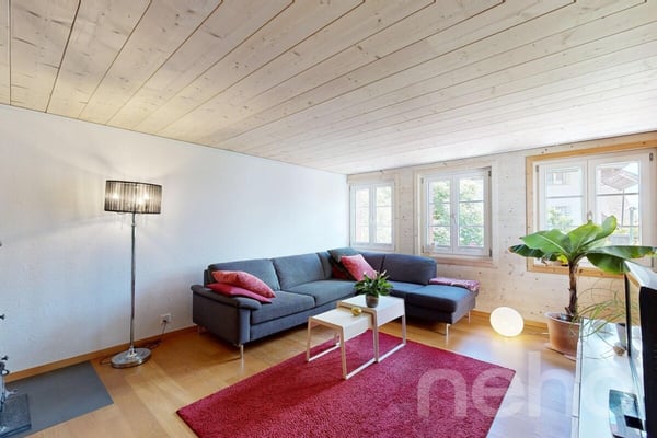 Lichtdurchflutetes 5.5-Zimmer-Haus mit viel Platz in Mettmenstetten 1