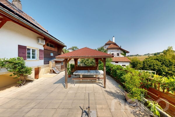 Maison rénovée avec jardin, étang et vue dégagée à 5 min d?Avenches 5