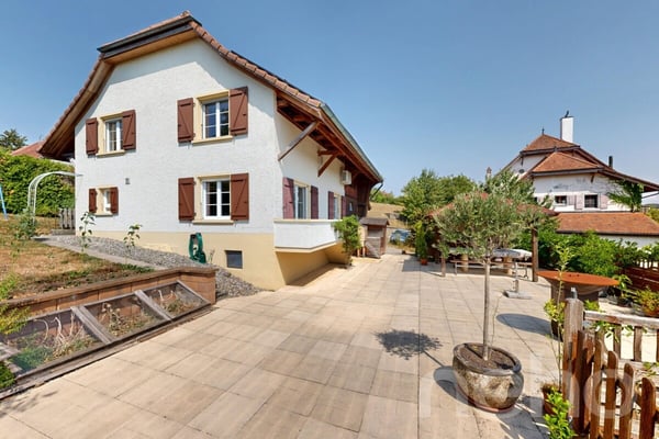 Maison rénovée avec jardin, étang et vue dégagée à 5 min d?Avenches 4
