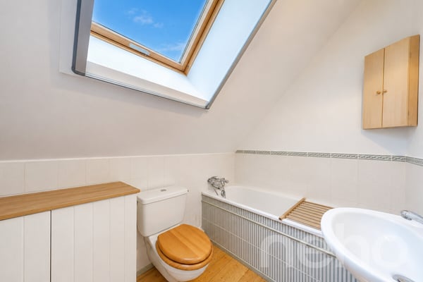 Agréable 4.5p avec 1043 m2 de jardin privatif 10