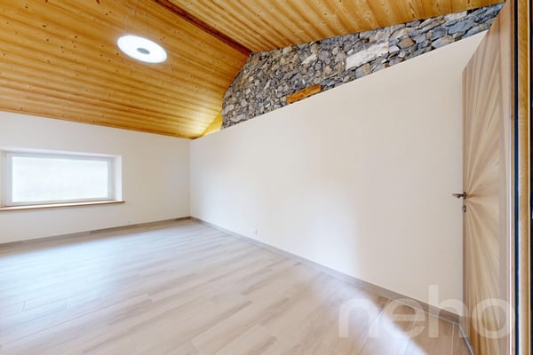 Magnifique maison individuelle rénovée avec charme ? Muraz / Sierre 9