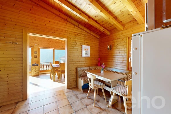 Un charmant chalet avec une vue imprenable plein sud 11