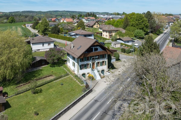 Duplex au charme authentique avec jardin privatif à 20min de Lausanne