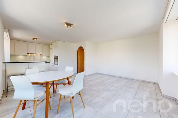 Renovierte Wohnung mit Balkon und Nähe zum See 2