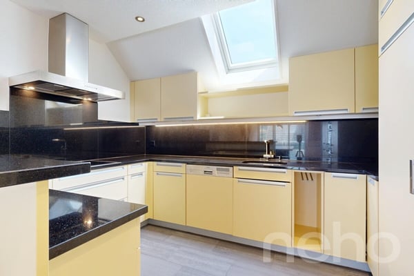 Wohnen auf zwei Ebenen - Stilvolle 4.5 Zimmer-Maisonettewohnung 4