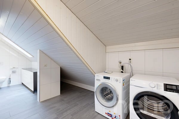 Wohnen auf zwei Ebenen - Stilvolle 4.5 Zimmer-Maisonettewohnung 10