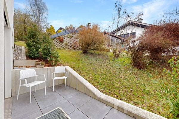 Moderne Terrassenwohnung mit beeindruckender Weitsicht 10