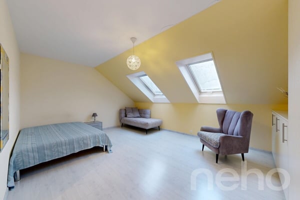Dachwohnung mit Charme und Aussicht auf den Belpberg 7