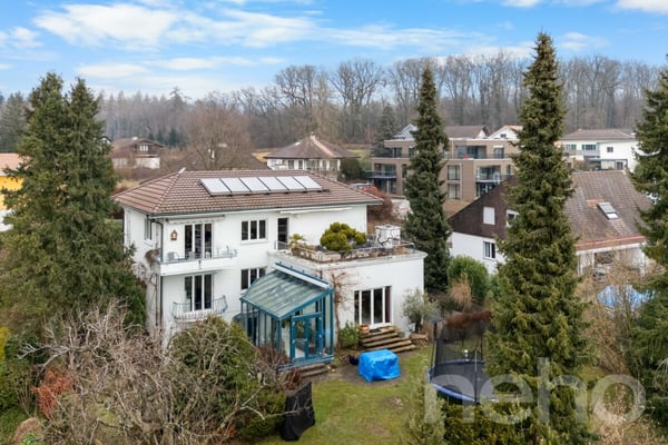 Grosses Mehrgenerationenhaus mit Gartenparadies und Wintergarten 3