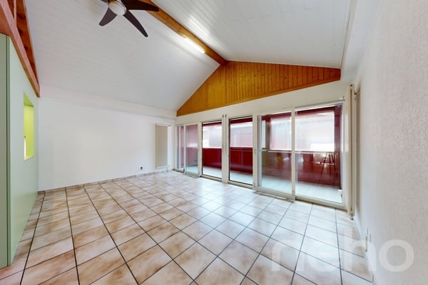 Immeuble mixte avec locaux commerciaux et appartement 3.5 pièces 7