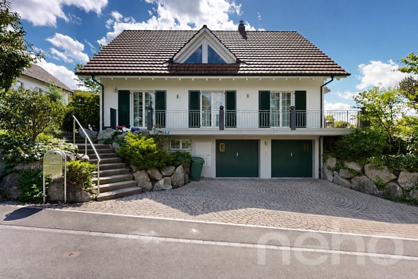 Freistehendes Einfamilienhaus mit unverbaubarer Aussicht 10