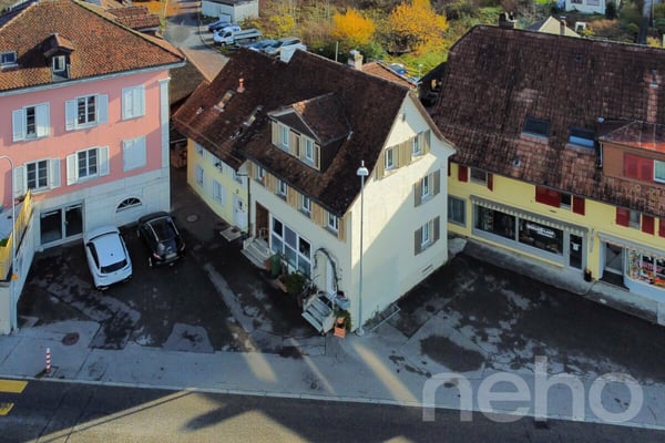 Doppelhaushälfte mit Einliegerwohnung in Balsthal