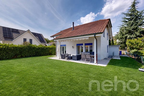 Grosszügiges Zuhause mit Garten, Garage und viel Raum 11