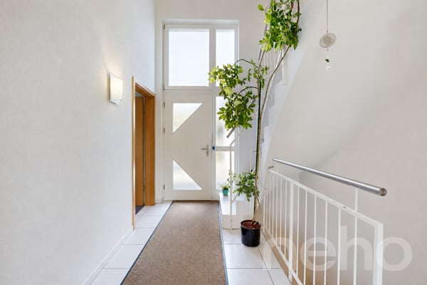 Grosszügiges Zuhause mit Garten, Garage und viel Raum 3