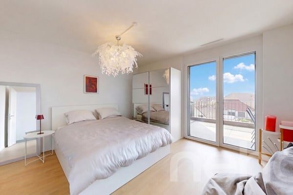 Lumineux 2.5 pièces avec balcon couvert et vue dégagée 9
