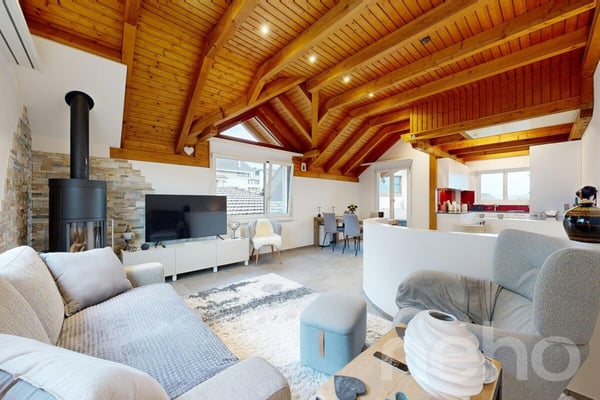 Doppeleinfamilienhaus mit Doppelcarport und Photovoltaikanlage 3