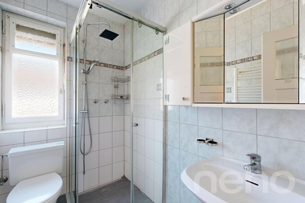 Klassischer Charme, modernes Wohnen - Reihenhaus mit Ausbaupotenzial 9