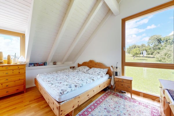 Erstklassiges 7.5-Zimmer-Einfamilienhaus mit unverbaubarer Aussicht 7