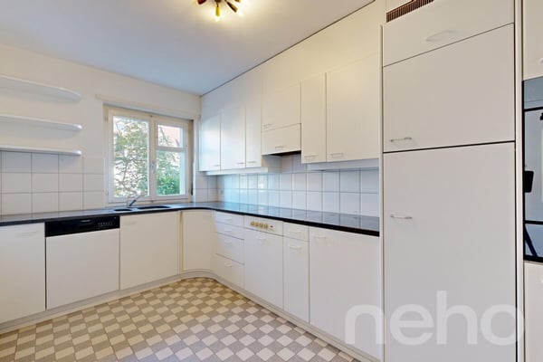 Gemütliches Reihenhaus zum Selbstgestalten im Neubadquartier 5