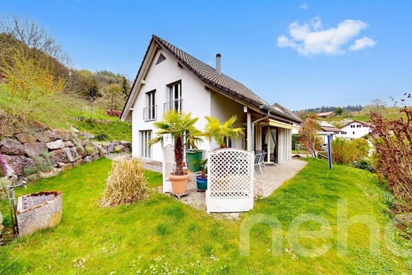 Stilvolles 6.5-Zimmerhaus in erhöhter Lage mit Weitblick 11