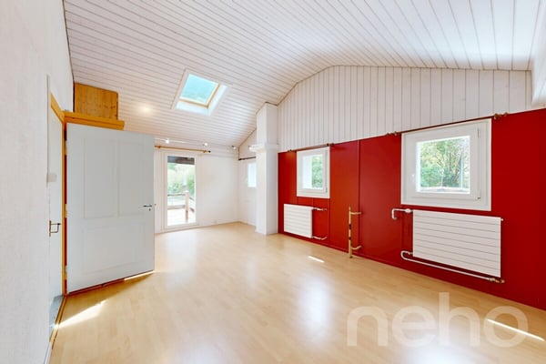 Maison rénovée avec grand jardin et vue sur les montagnes à Saxon 7