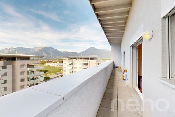 Grand Attique avec terrasse de 60m² et vue sur les montagnes. 8