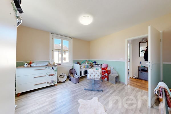 Maison avec 2 appartements, grand jardin & fort potentiel 9