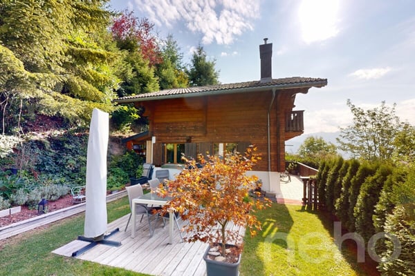 Exclusif: Chalet de 3 chambres avec une magnifique vue
