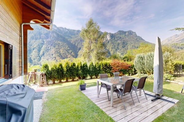 Exclusif: Chalet de 3 chambres avec une magnifique vue