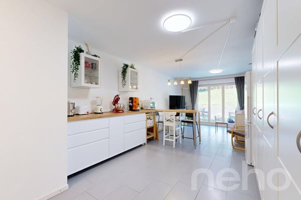Charmant appartement de 3.5 pièces avec balcon et 2 salles d'eau 8