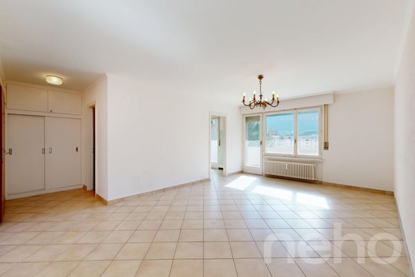 Spacieux studio au c?ur de Sierre avec balcon plein sud 10