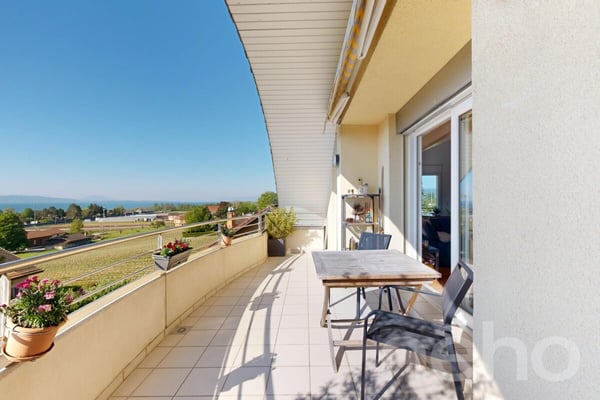 Attique lumineux en position dominante avec vue Léman-Alpes 4