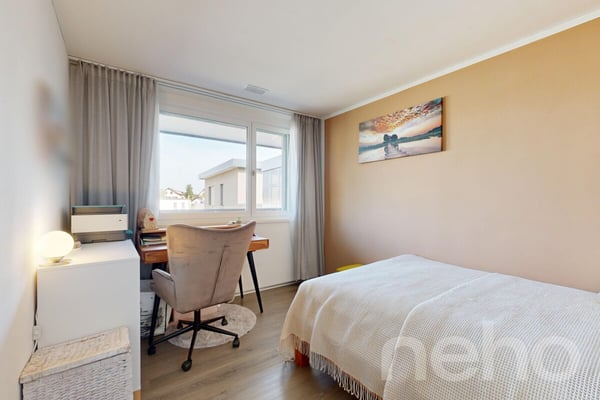 Moderne 4.5-Zimmer-Wohnung an der Bauzonengrenze 10